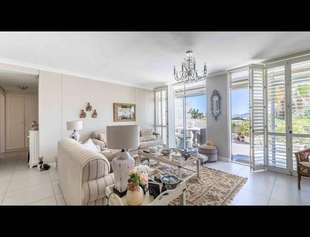 2 BEDROOM APARTMENT FOR SALE IN DOLPHIN BEACH